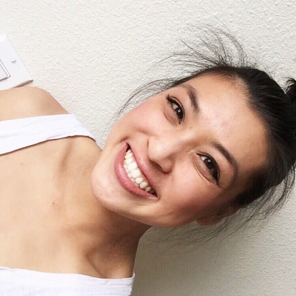 Meet your Posher, Connie - Picture 1 of 1